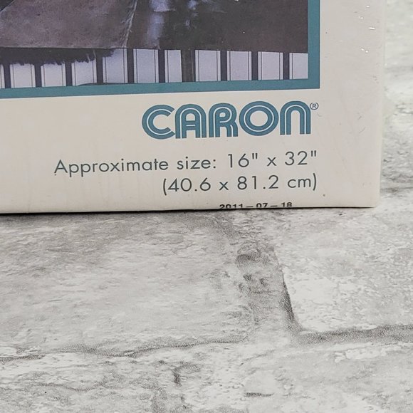 WonderArt Caron Lighthouse Latch Hook Kit #4122‎ 16"x32" - Picture 2 of 6